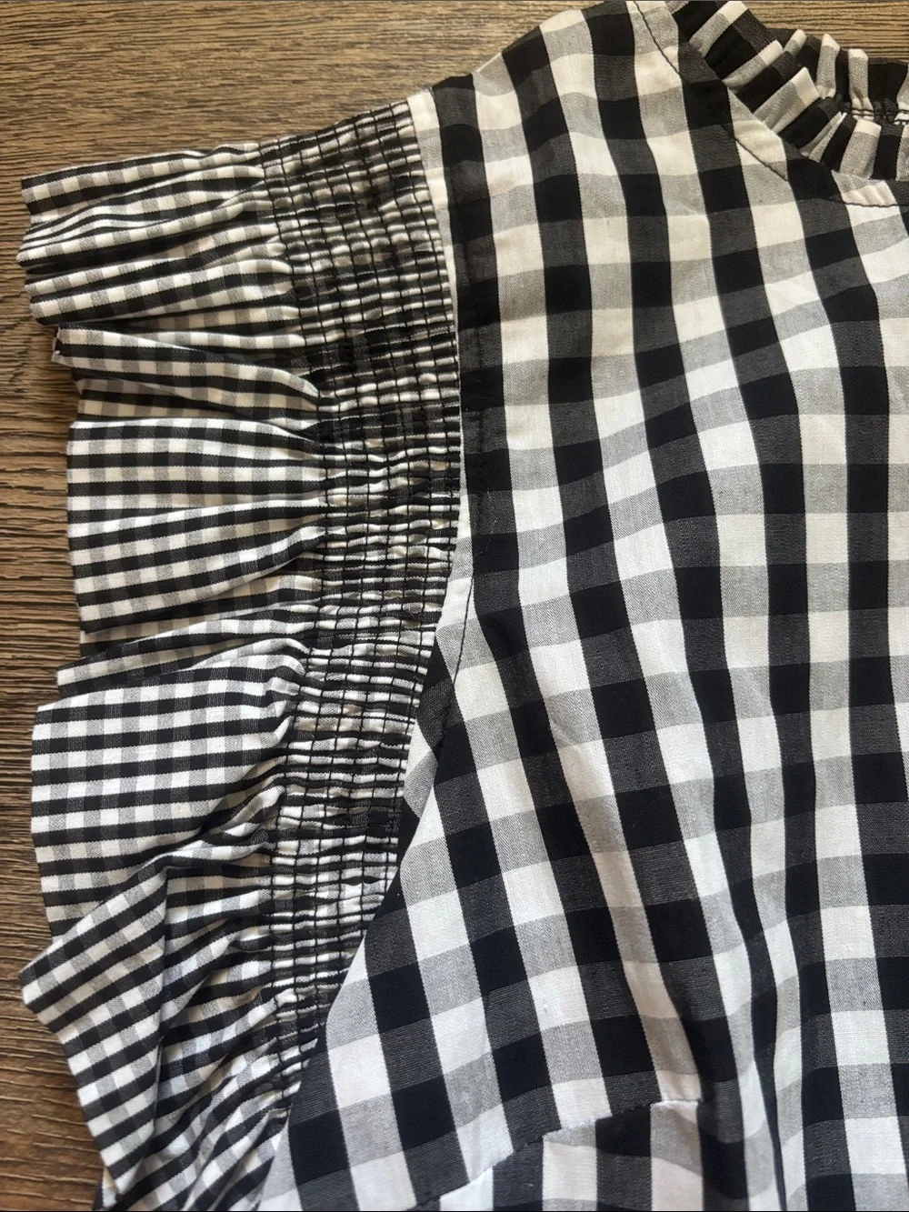 Source Unknown Black and White Gingham Ruffle Sleeve Blouse - Picture 2 of 5